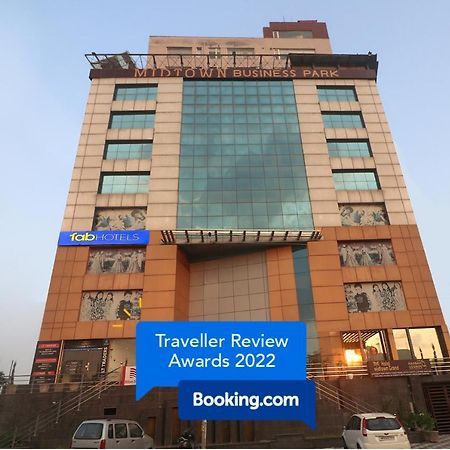 Fabhotel Mid Town Grand 潘切库拉 外观 照片